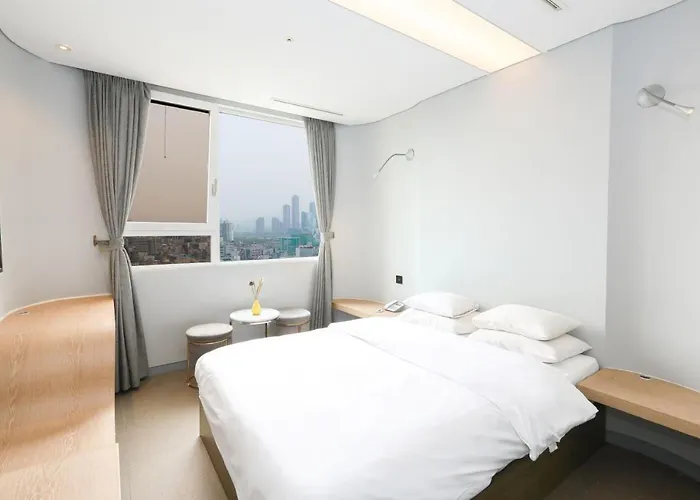 Hotel The Designers Hongdae